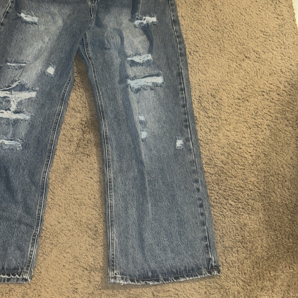 New with tags Fashion Nova Jeans - Picture 3 of 8